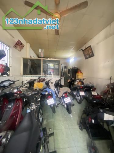 TRUNG TÂM TÂN PHÚ NGAY TÂN HƯƠNG -HẺM XE HƠI- 42M2(4x10.4) -NHÀ TIỆN XÂY MỚI -CHỈ HƠN 4 TỶ - 1