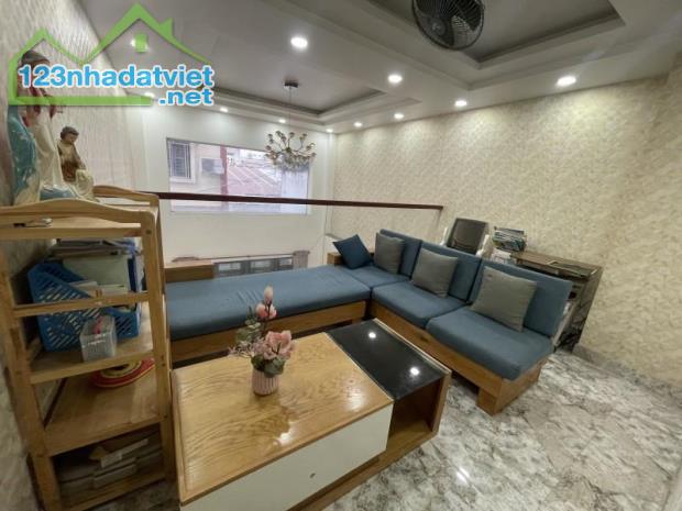 **Bán biệt thự HXH Tân Hải**, p13 quận Tân Bình; (5,2*17) 4 tầng VIP chỉ 13,7 tỷ - 2