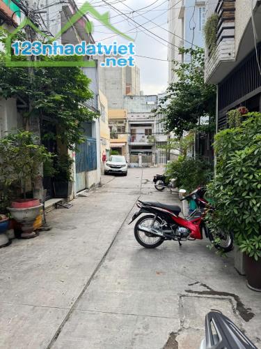 **Bán biệt thự HXH Tân Hải**, p13 quận Tân Bình; (5,2*17) 4 tầng VIP chỉ 13,7 tỷ - 3