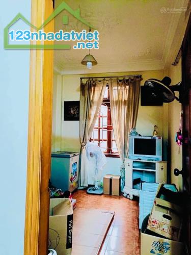 Bán nhà ngõ 132 Cầu Giấy 45m2x4 tầng, giá cức tốt 5.2 tỷ lh 0938312111. - 1