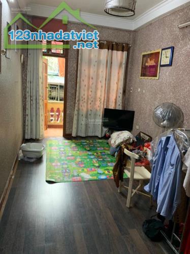 Bán nhà ngõ 132 Cầu Giấy 45m2x4 tầng, giá cức tốt 5.2 tỷ lh 0938312111. - 2
