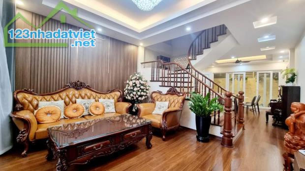 BÁN GẤP ĐẤT VÀNG PHÂN LÔ NGÕ 168 HÀO NAM DT55, MẶT TIỀN ĐẸP Ô TÔ KINH DOANH - 2