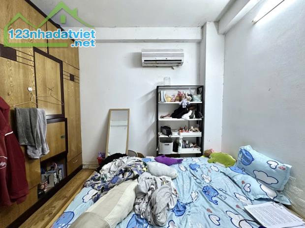 Ngộp Nguyễn Thị Nhỏ - giáp Q11- 40 m2 - 2 tầng - hẻm 4m Thông - 2
