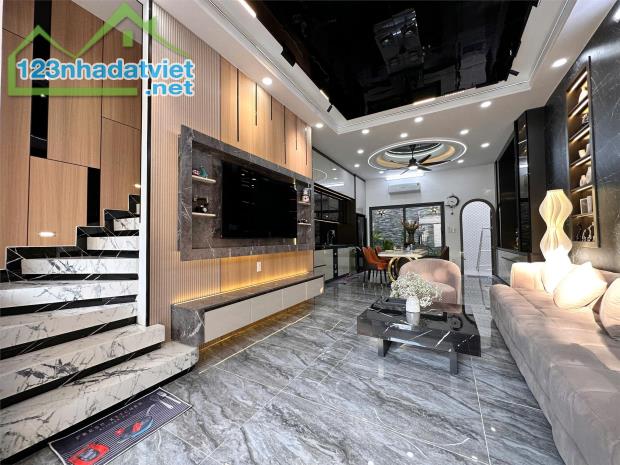 NHÀ XÂY MỚI Q12 TX25, 330M2 DTSD 4 TẦNG NGANG 5 X17 SỔ VUÔNG CHỈ 7.1TỶ TL - 2