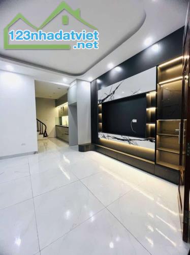 [SIÊU PHẨM NHÀ Ngõ Văn Chương 6 TẦNG – THANG MÁY – TRUNG TÂM ĐỐNG ĐA – CHỈ TỪ 7 TỶ] - 2
