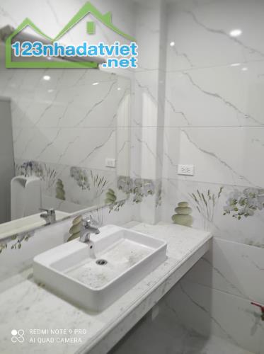 Building vàng Trung Phụng Xã Đàn, Nở hậu, 9 tầng 2 TM. 248m2, MT 10m. Chỉ 230 tỷ! - 1