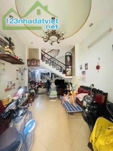 BÁN NHÀ SÁT MẶT TIỀN TRẦN MAI NINH- 4,2x17M- 4 TẦNG NHỈNH 9 ĐỒNG - 1
