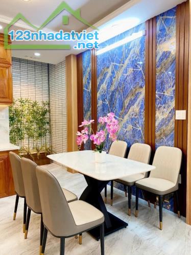 Vị trí kinh doanh - HXH 6m khu K300, DT: 90m2, 4 tầng, giá: 12.6 tỷ TL - 3