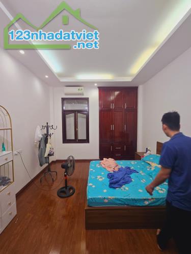 BÁN NHÀ ĐƯỜNG NGUYỄN VĂN HUYÊN CẦU GIẤY, PHÂN LÔ Ô TÔ KINH DOANH. DT 66M2 X5 TẦNG 26.5 TỶ - 5
