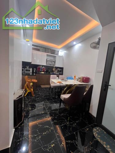 NHÀ ĐẸP PHỐ CỔ HÀ ĐÔNG, 3M RA Ô TÔ, GẦN PHỐ, FULL NỘI THẤT XỊN, Ở LUÔN, XEM TRONG LÀ CHỐT. - 2