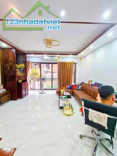 PHÂN LÔ TRẦN ĐẠI NGHĨA, 50M2, 5 TẦNG,MT 4,4 M, GIÁ 15,2 TỶ, VỈ HÈ Ô TÔ, KD - 4