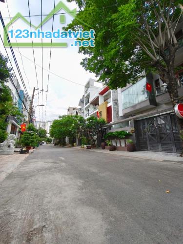 BIỆT THỰ LÔ GÓC 2 MẶT TIỀN KINH DOANH-3 TẦNG-9.3Mx20M-KHU VỰC SẦM UẤT ĐƯỜNG 59 P14 GÒ VẤP