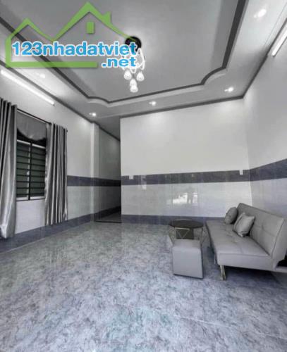 Siêu Phẩm nè! Cần Bán nhanhcan nhà Tiền Lân Bà Điểm Hóc Môn 820triệu Sổ Hồng Riêng 84m2 - 1