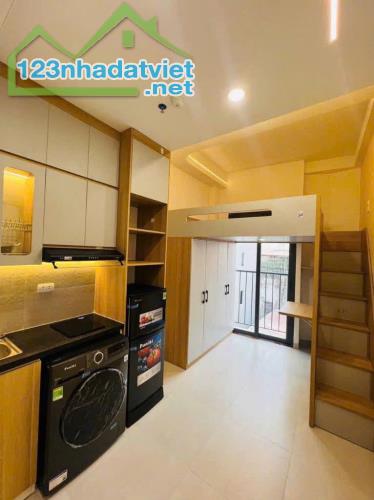 Cần bán gấp tòa nhà dòng tiền doanh thu cao Phạm Văn Đổng 58m2, 6T, mt rộng, thang máy, 15 - 4