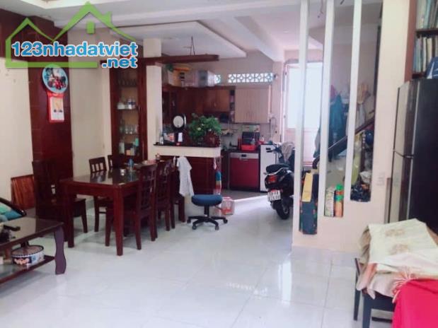 , NHÀ ĐẸP QUẬN 7 - KHU DÂN CƯ HIỆN HỮU - KHÔNG QUY HOẠCH - HẺM RỘNG THOÁNG - 64M2 4 TẦNG - 5