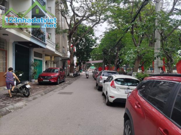 NHÀ KIM ĐỒNG 77M2*4T, NGÕ Ô TÔ TRÁNH, SÁT HỒ 18,8 TỶ - 4