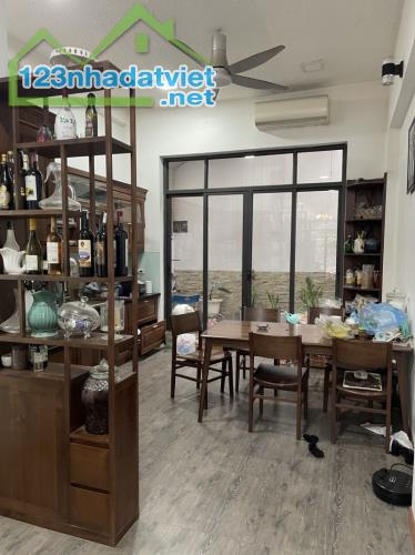 Bán nhà Bát Khối,Thạch Bàn 4 tầng,80m,mt4m oto vào nhà nhỉnh 13 tỷ - 2