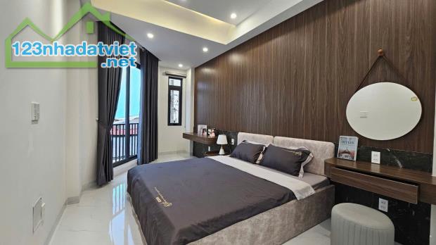 NHÀ LÔ GÓC THIẾT KẾ HIỆN ĐẠI GẦN MT PHẠM HỮU LẦU QUẬN 7, 4 TẦNG, 58M2 CHỈ 6.45 TỶ - 1