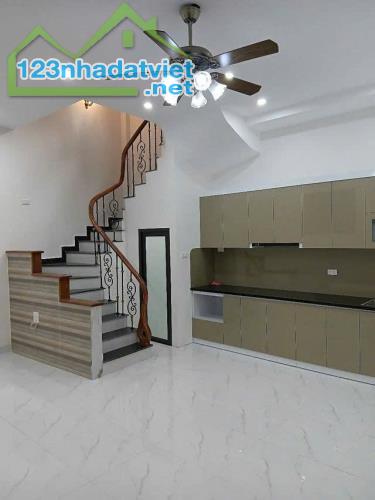 Giảm chào nửa tỷ, cực hiếm khu Quan Nhân Thanh Xuân, ngõ nông gần phố, nội thất xịn xò. - 2
