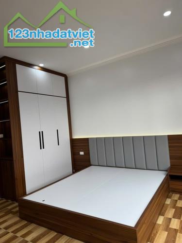 Bán nhà Cầu Diễn, 37m2, 6T, thang máy, oto, full đồ 7 tỷ hơn