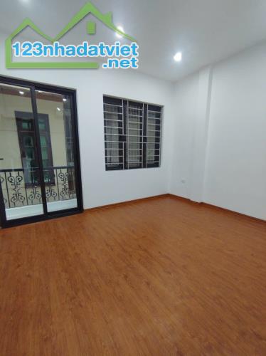 Bán nhà Lê Trọng Tấn, Thanh Xuân. 32m2 x 5 Tầng. MT 4.1m. PHÂN LÔ. Ô TÔ. Hơn 13 Tỷ. - 2