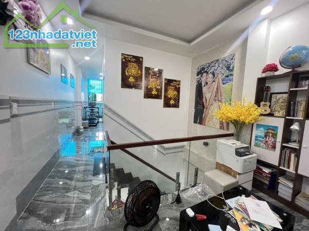 Nhà 2 tầng 88m2,tặng nội thất xin. Hẻm xe tải, Lê Văn Việt Q9 - 3
