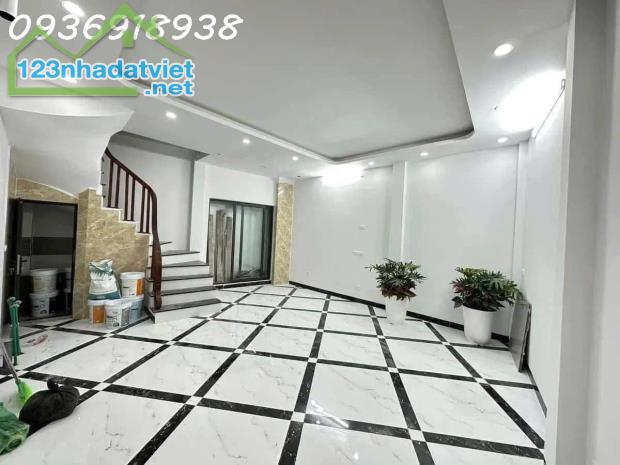 NHÀ MỚI-THANG MÁY-GẦN PHỐ -CỰC HIẾM-XÃ ĐÀN, ĐỐNG ĐA-8.2 TỶ - 2