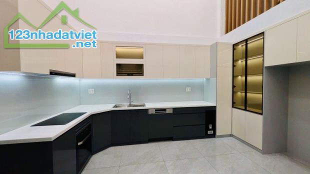 BÁN NHÀ MỘT XẸT NGUYỄN VĂN LƯỢNG, SÁT MẶT TIỀN - 2