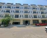 💝NHÀ 5 TẦNG Ô TÔ ngủ trong nhà,hẻm 8m khu phân lô đường THẠNH LỘC 44, phường THẠNH LỘC Q1