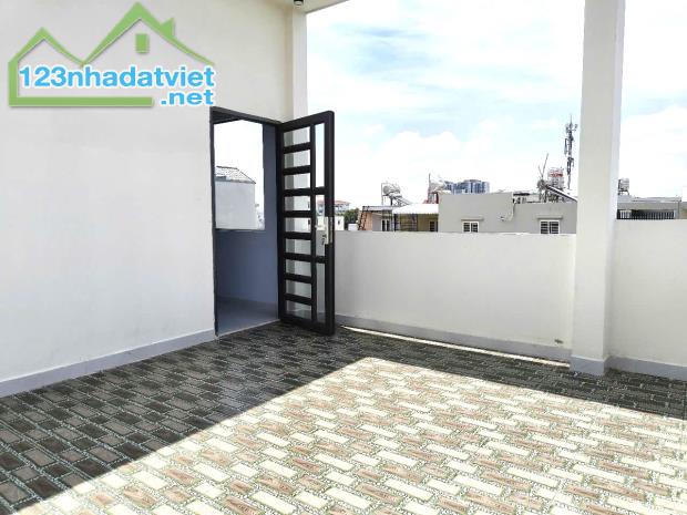 Chính chủ bán nhà mặt tiền Quận 8 – Mai Hắc Đế, Quận 8 – ngang 5,6m-200m2- 5PN - 2
