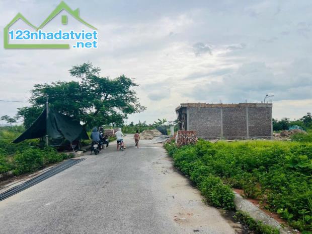 🌍🌍 Bán lô đất Tái Định Cư, Tràng Cát 60m2 giá 2,8 tỷ - 1
