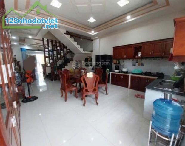 BÁN GẤP 3 TẦNG, HẺM XE HƠI, 105M2, QUANG TRUNG, P11, GÒ VẤP, GIÁ HƠN 7 TỶ - 1