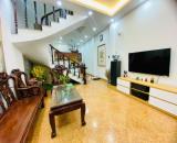 Bán nhà phân lô An Dương, ba tầng sáng đẹp, vào ở được ngay