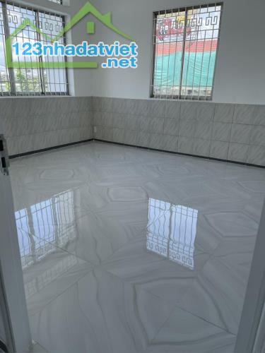 Bán nhà đường TXSoạn Q7, Mặt tiền 3 Tầng kinh doanh nhộn nhịp, nhà ĐẸP vào ở ngay
