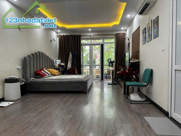 Chỉ 8.6 Tỷ Có Nhà 3 Ngủ Phố Vọng, 2 Mặt Thoáng, Ô Tô Ngay Nhà - 1