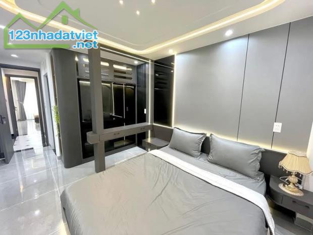 NHÀ GÒ VẤP ĐẸP, SANG TRỌNG, XÂY MỚI - 45m2 HẺM XE HƠI - 6.3 TỶ - 3