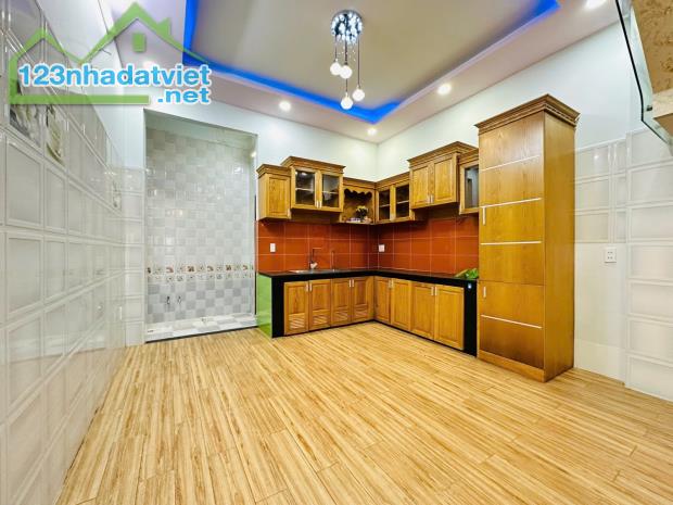 NHÀ ĐẸP 4 TẦNG KHU ĐỒNG BỘ - HẺM OTO NGỦ NHÀ - 60m2 7.2 TỶ - 3