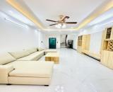 Siêu đẹp, bán nhà Trâu Quỳ Gia Lâm, 34m*5 tầng - thang máy - ô tô tránh.
