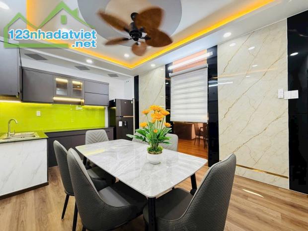 CĂN GÓC 2 MT HẺM XE TẢI QUANG TRUNG - 3 PN 49m2 - 5.28 TỶ - 1