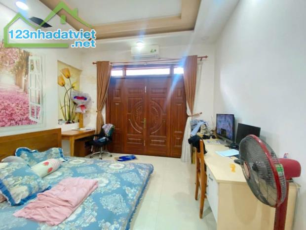 BIỆT THỰ 2 TẦNG NGAY QUANG TRUNG PHẠM VĂN CHIÊU-DT 7Mx15M NỞ HẬU ĐẸP - 4