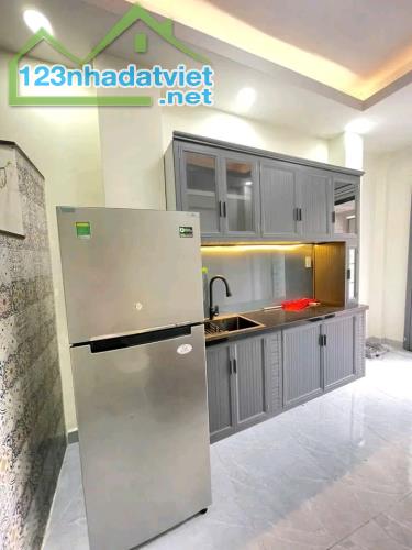 Bán lỗ nhà Lê Đức Thọ, p.15, Gò Vấp. Giá 2,56 tỷ/44m2, hẻm xe hơi - 3
