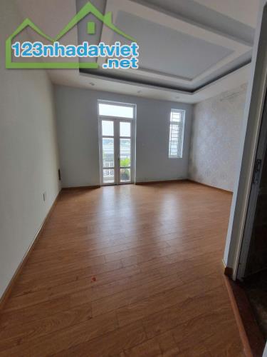 Bán nhà giá rẻ có dòng tiền cho thuê hẻm xe hơi Thạnh Lộc 37 An Phú Đông Quận 12 - 2