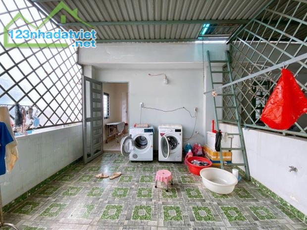 NHÀ 4 TẦNG GÓC 2MT HẺM XE TẢI TRÁNH 80m2 (4×20) GẦN CC DREAM HOME - 8.5 TỶ - 4
