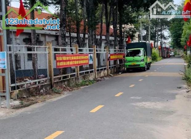Cần tiền bán gấp 500m2 đất thổ cư ngay UBND An Linh - Phú Giáo -TPHCM