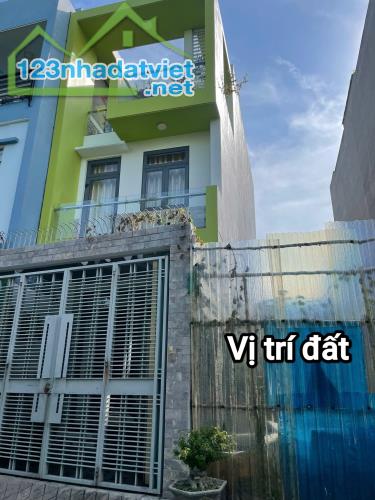 Giảm sâu 150tr lô thổ cư 1 xẹc Nguyễn Cửu Phú 80m2 giá 680 triệu SHR đường ô tô tới đất - 2