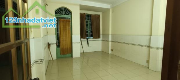 Bán nhà mặt tiền Khu Tên Lửa Bình Tân, đường số 36, 49m2, 2 lầu, chỉ hơn 7,5 tỷ, hiếm - 1