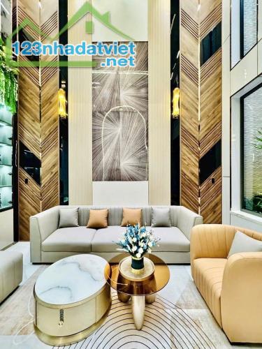 5 BƯỚC RA CÔNG VIÊN LÀNG HOA - NHÀ 6 TẦNG NHƯ HOTEL 5 SAO - 14.9 TỶ - 3