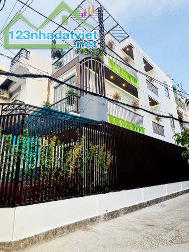CĂN GÓC 3 TẦNG FULL NỘI THẤT - 68m2 HẺM XE TẢI THÔNG - 7.4 TỶ