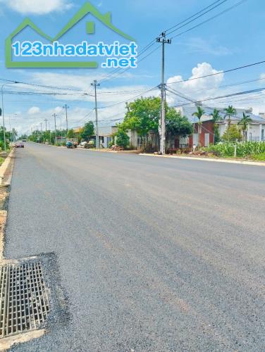📣Bán #Đất 5x25m #800tr cách ủy ban Hoà Xuân 200m hướng ra quốc Lộ 14 Buôn Ma Thuột