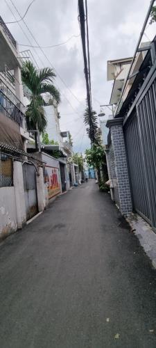 Ngay HXH. Bán nhà hẻm thông Phạm Văn Đồng, 41m2 - chỉ 4.25 tỷ